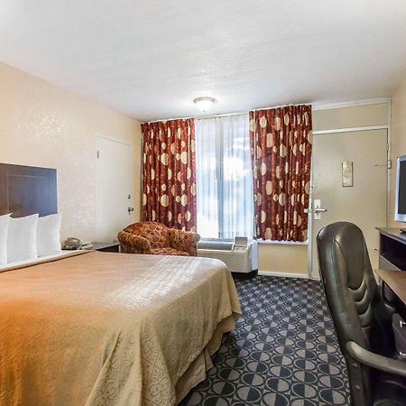 Quality Inn Ada Near University Dış mekan fotoğraf