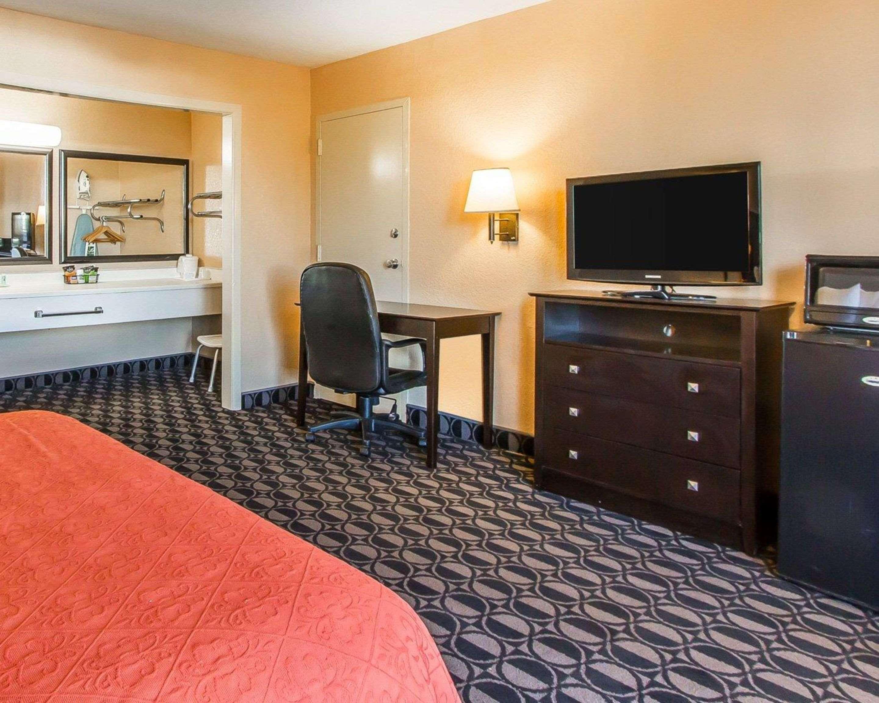 Quality Inn Ada Near University Dış mekan fotoğraf