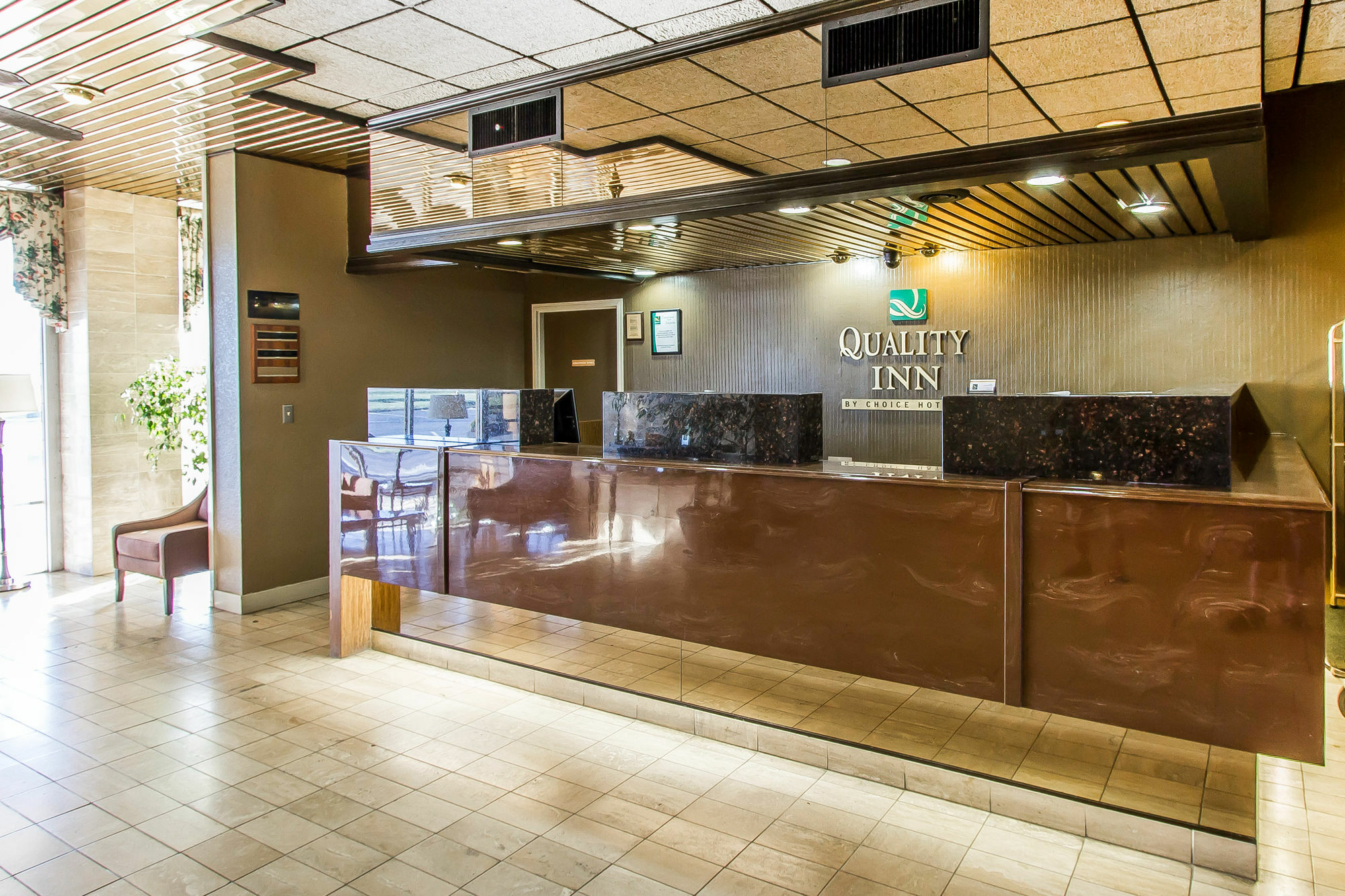 Quality Inn Ada Near University Dış mekan fotoğraf